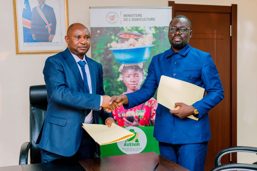 Signature d’un Protocole d’Accord entre le Projet AVENIR et la Société de Microfinance GUILGAL : Un pas décisif pour l’inclusion financière des jeunes et femmes entrepreneurs agricoles